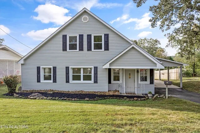 112 Nasson Ln, Oak Ridge, TN 37830