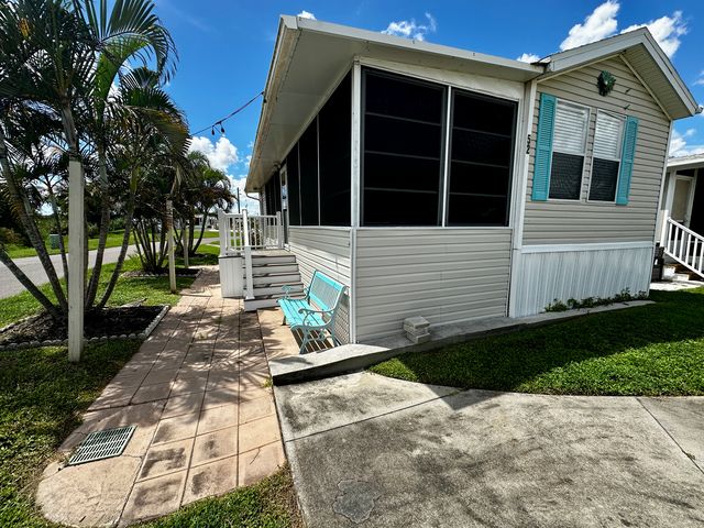 7125 Fruitville Rd #52, Sarasota, FL 34240