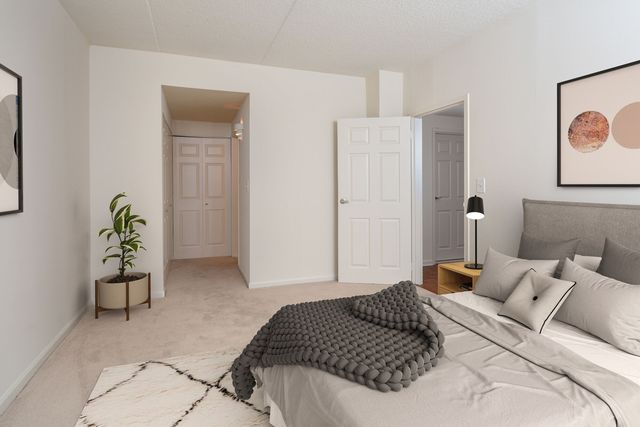 100 Hiram Sq #10874873, New Brunswick, NJ 08901