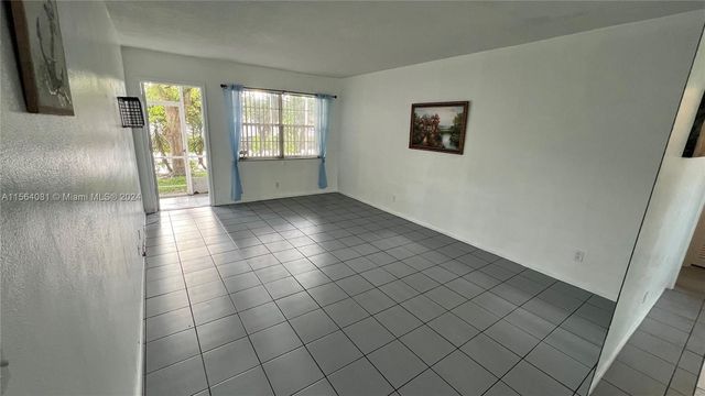 1490 NW 43rd Ave #103, Fort Lauderdale, FL 33313