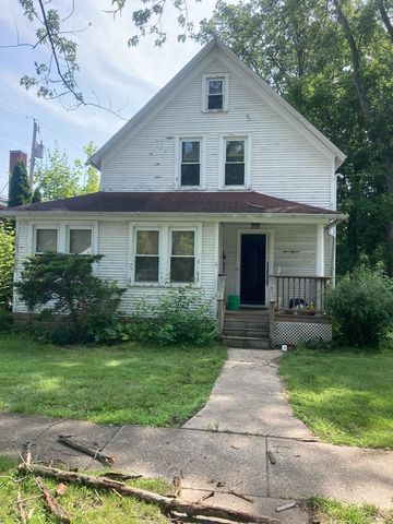 415 S  3rd St, Chesterton, IN 46304