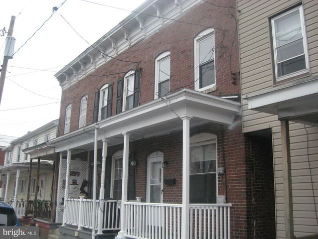 6 E  Lawton St, Saint Clair, PA 17970