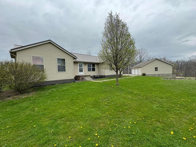 6225 State Route 13 NE, Somerset, OH 43783