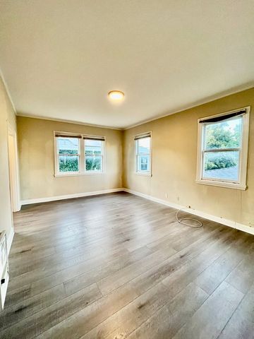 3201 Beaumont Ave  #27, Oakland, CA 94602