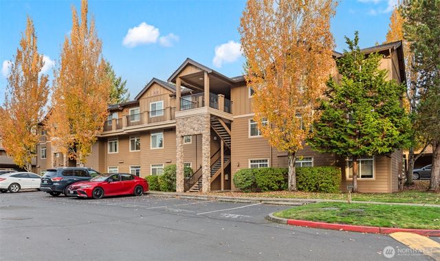 18930 Bothell Everett Hwy #D203, Bothell, WA 98012