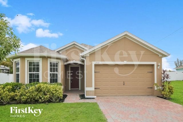 2532 SW 9th Pl, Cape Coral, FL 33914