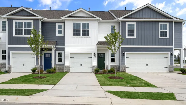 27 Virgo Dr, Angier, NC 27501