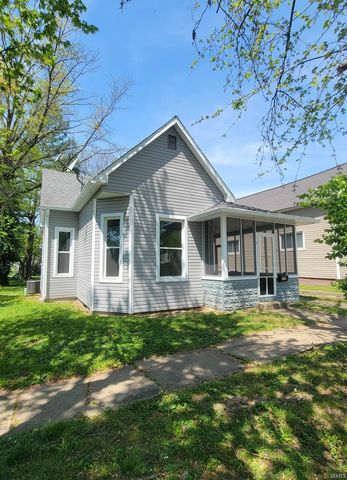 127 S  Gibson St, Oakland City, IN 47660