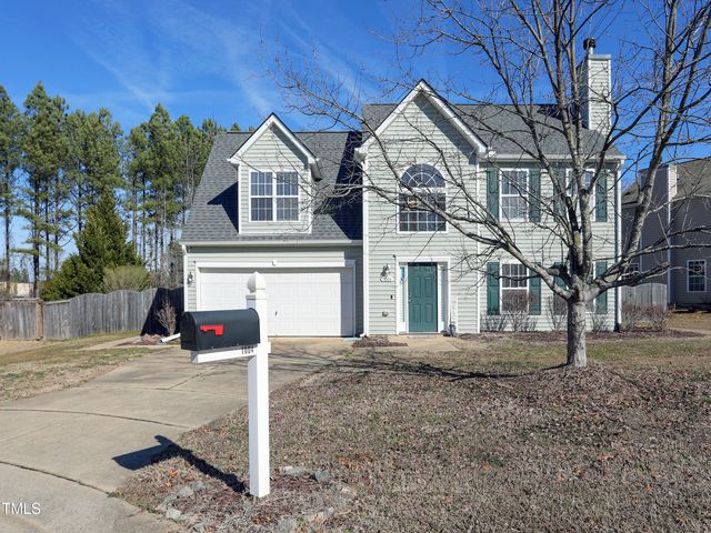 1004 Avent Meadows Ln, Holly Springs, NC 27540
