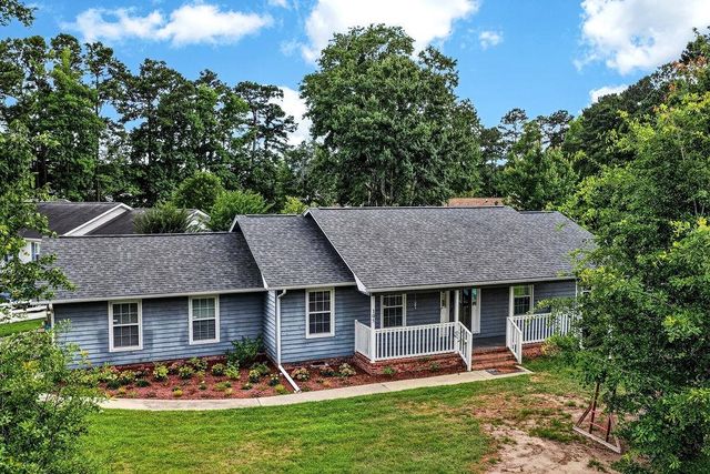 105 Pebble Dr., Myrtle Beach, SC 29588