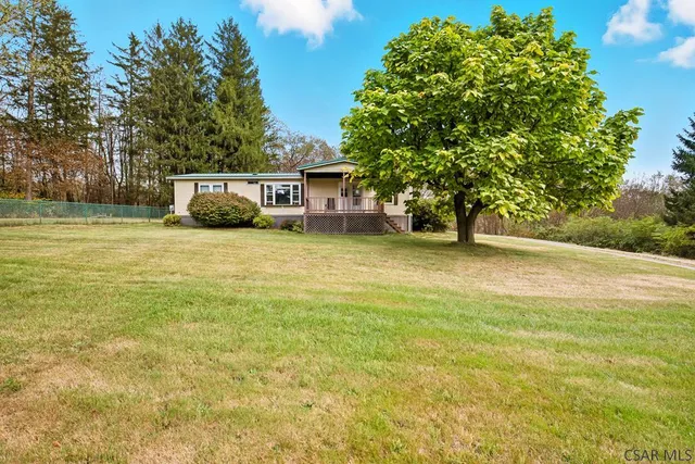 475 Lincoln Avenue Ext, Meyersdale, PA 15552