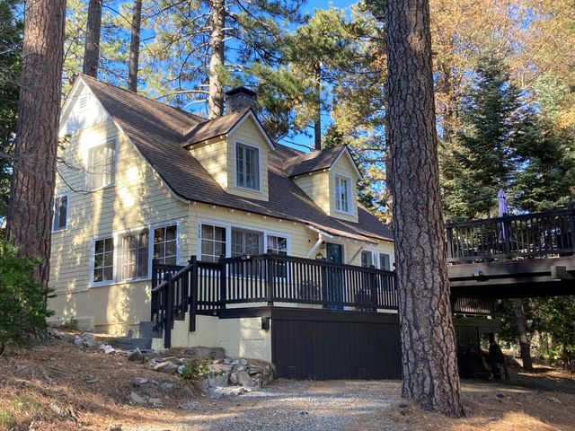520 Millburn Rd, Lake Arrowhead, CA 92352