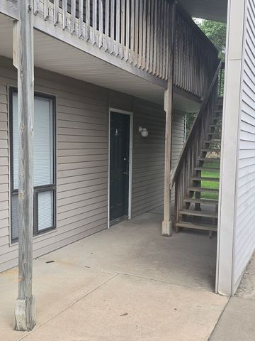 854 Highway D #36, Osage Beach, MO 65065