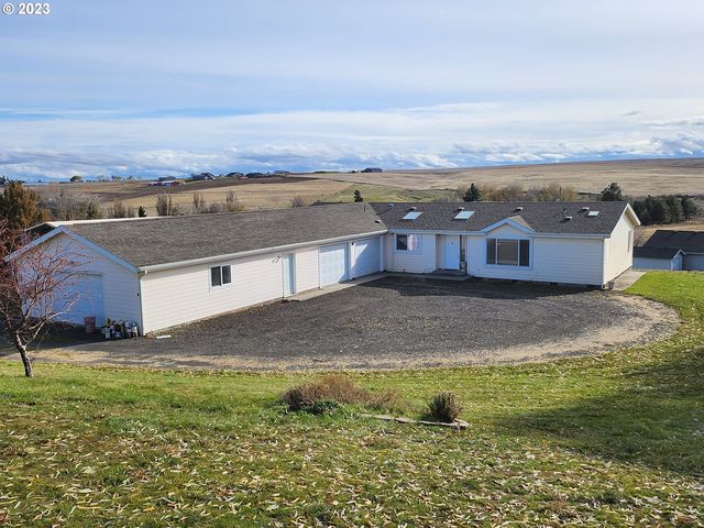 503 Lincoln St, Moro, OR 97039