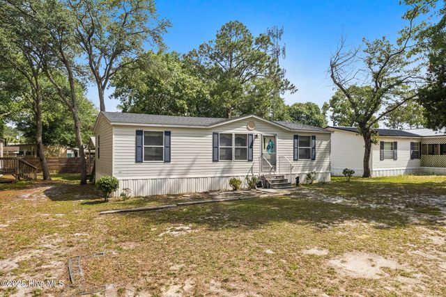 7203 Banner Street SW, Ocean Isle Beach, NC 28469