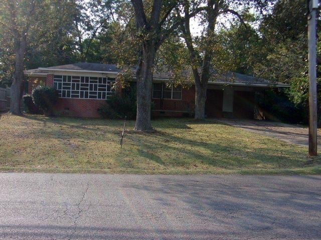1845 42nd Ave, Meridian, MS 39307