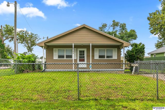 2505 Fowler Ave, Omaha, NE 68111