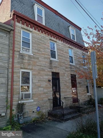 317 Calder St, Harrisburg, PA 17102