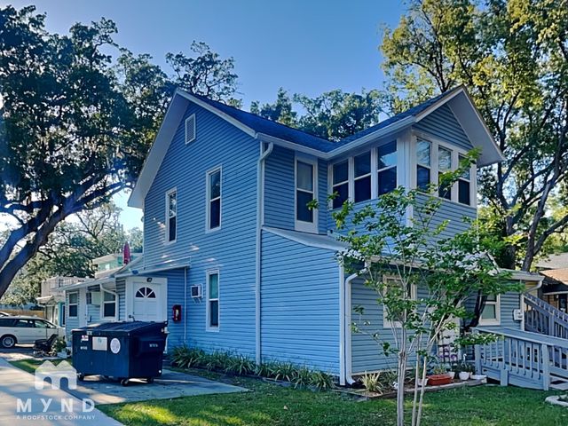 212 Pine St #212, Clearwater, FL 33756