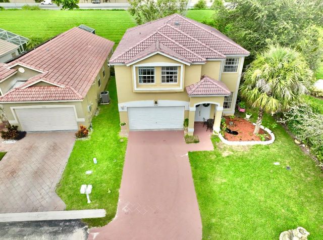 5398 NW 126th Dr, Coral Springs, FL 33076