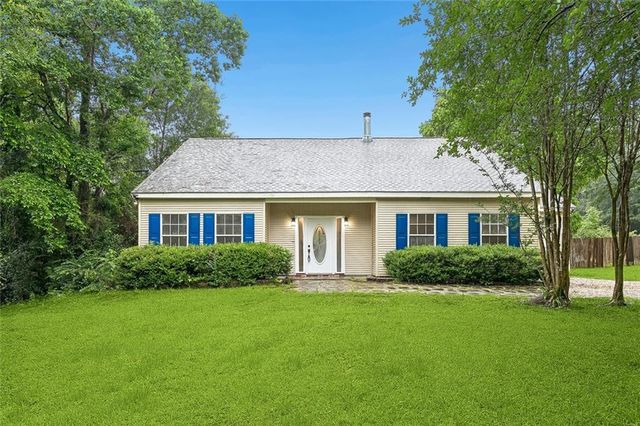23423 N  Rian Dr, Covington, LA 70435