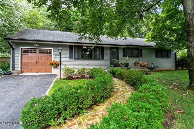 45 Parkway Place, Red Bank, NJ 07701