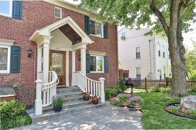 2017 N  Oakland St #2, Arlington, VA 22207