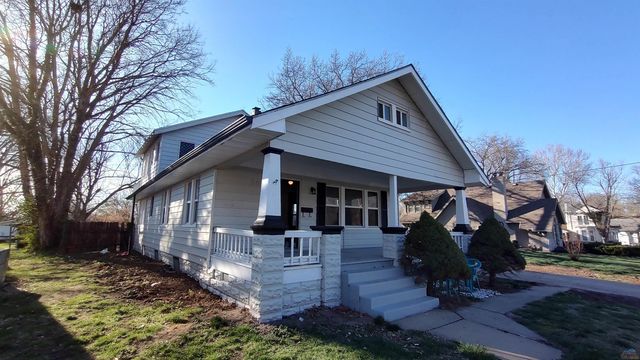 705 S  2nd St, Clinton, MO 64735