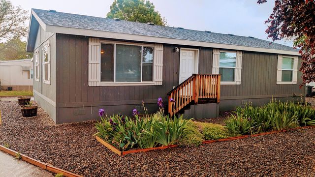 2385 Table Rock Rd #48, Medford, OR 97501