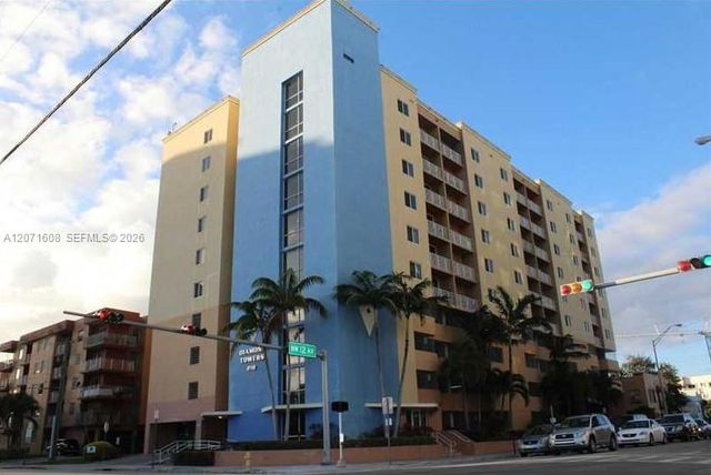 218 NW 12th Ave #802, Miami, FL 33128