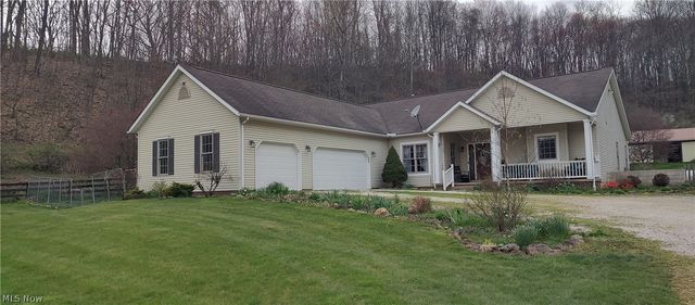 5675 Post Boy Rd SW, Newcomerstown, OH 43832