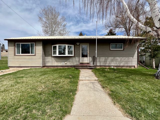 1250 Odell Ave, Thermopolis, WY 82443