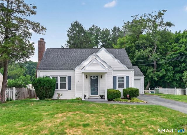 27 Wilson Avenue, Trumbull, CT 06611