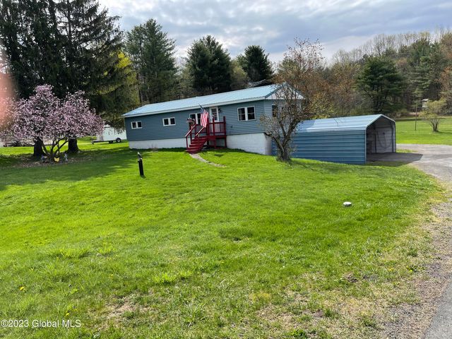1427 State Route 81, Earlton, NY 12058