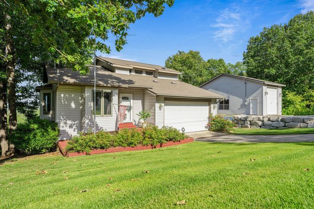 348 Paradise Heights Drive, Ridgedale, MO 65739