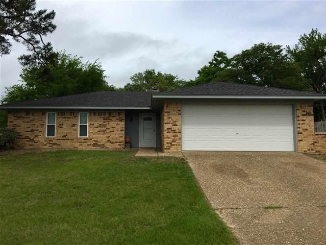 16668 Overland Stage Dr, Tyler, TX 75703