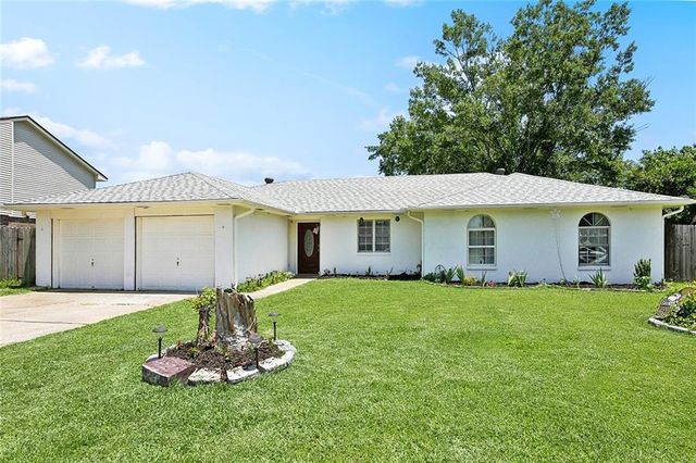 2152 Pebble Beach Dr, La Place, LA 70068