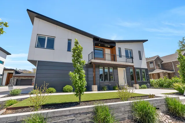 7045 S  300 E, Midvale, UT 84047
