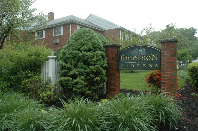38 Emerson Gardens Rd, Lexington, MA 02420