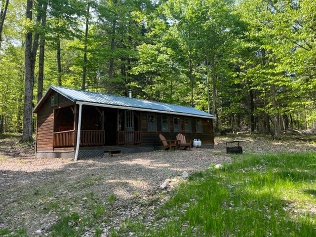 5702 Fenner Rd, Sinclairville, NY 14782