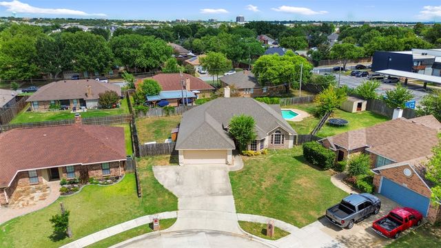 5344 Lynda Ct, North Richland Hills, TX 76180