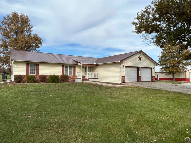 516 Withrow St, Osage City, KS 66523