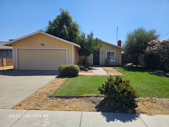 980 S  Spruce St, Tulare, CA 93274
