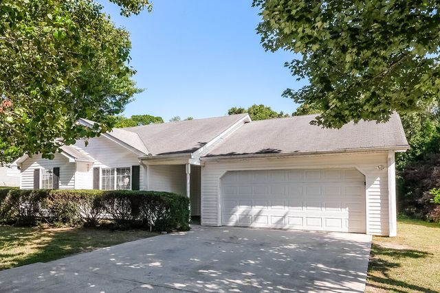 3869 Deaton Rd, Flowery Branch, GA 30542