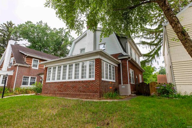 1315 Otsego St, South Bend, IN 46617