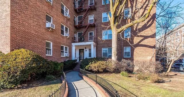 81-15 35th Ave #6B, Queens, NY 11372