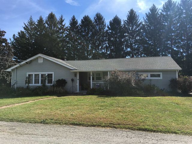 5 Brothers Rd, Stormville, NY 12582