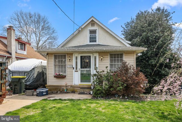1529 Willow Ave, Willow Grove, PA 19090