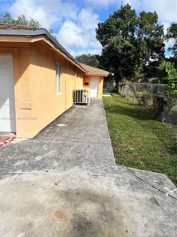 789 NW 55th Ter #B, Miami, FL 33127