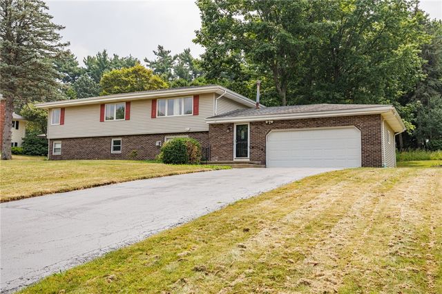 1621 Rush Henrietta Townline Rd, Rush, NY 14543